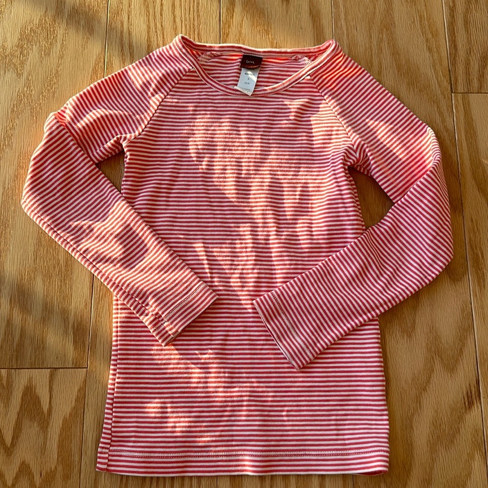 Tea Collection Size 4-5 long sleeve pink and white stripe tee